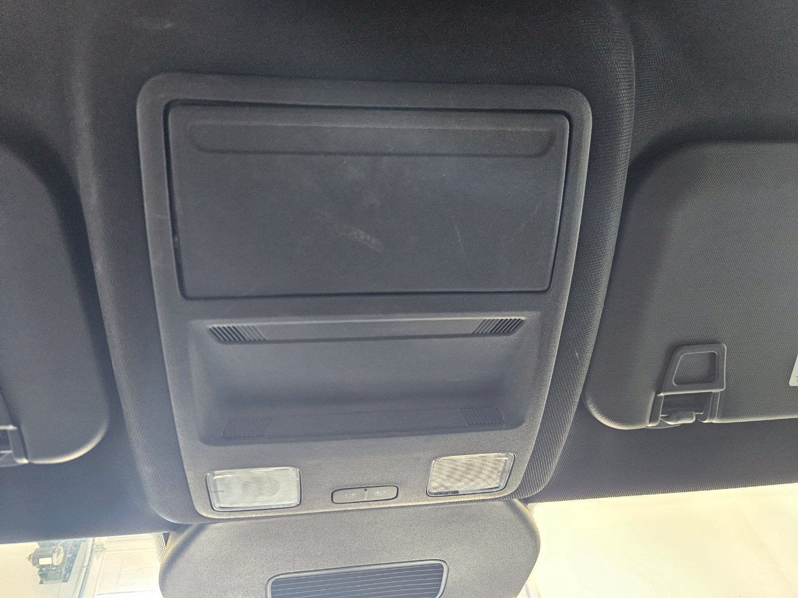 Used 2024 Ford Escape ST-Line w/ Tech Pack #1 FWD image 30