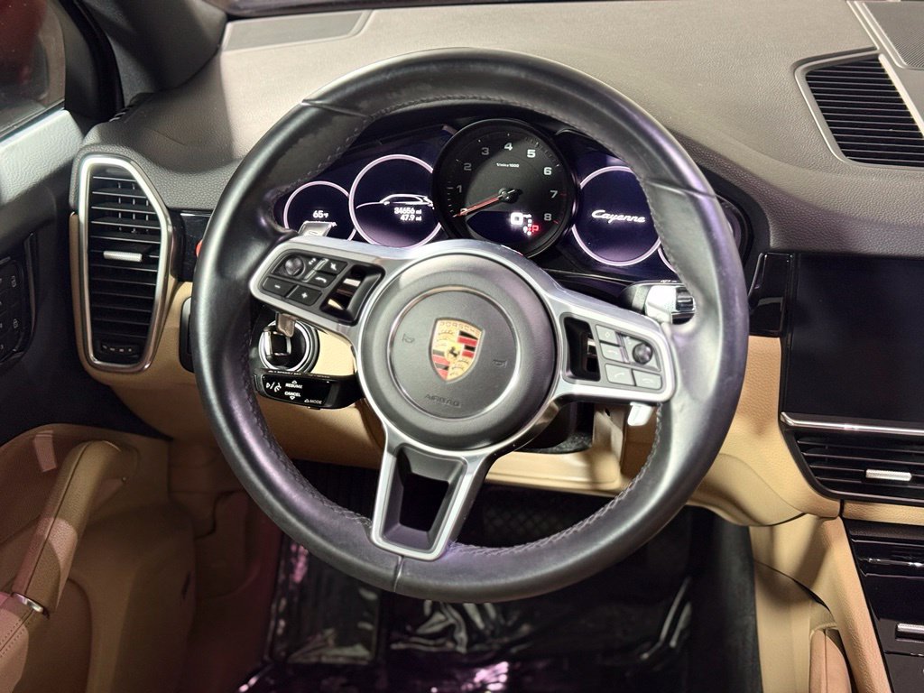 Used 2022 Porsche Cayenne Platinum Edition AWD/4WD image 12