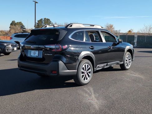 New 2025 Subaru Outback Premium image 7