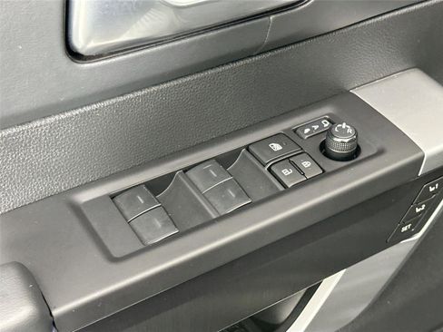 Used 2024 Toyota Tundra Platinum image 31