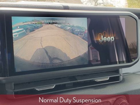 Used 2024 Jeep Wrangler Unlimited Sport AWD/4WD image 27