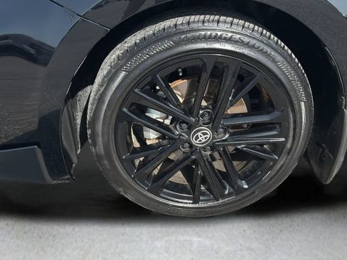 Used 2025 Toyota Camry SE w/ Convenience Package FWD image 10