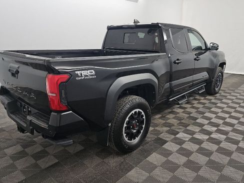 Used 2024 Toyota Tacoma TRD Off-Road w/ TRD Off Road Premium Package AWD/4WD image 3