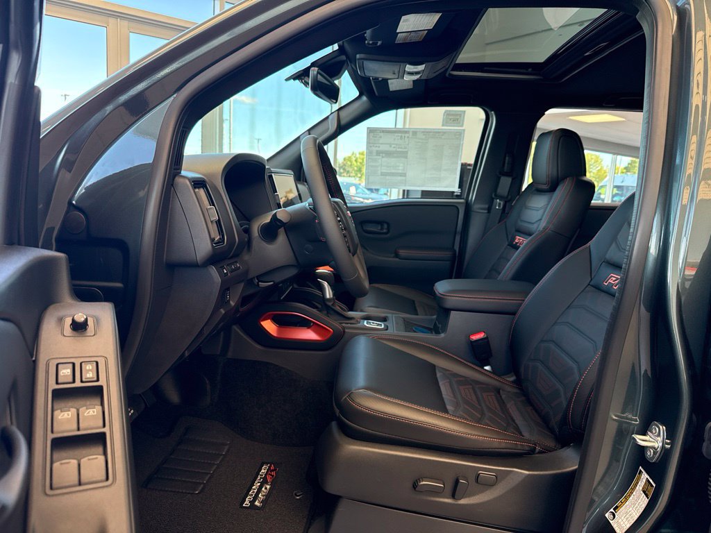 New 2027 Nissan Frontier PRO-4X w/ Pro Premium Package AWD/4WD image 5