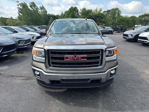 Used 2015 GMC Sierra 1500 SLE w/ SLE Value Package AWD/4WD image 3