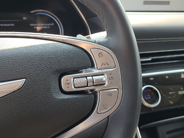 Used 2024 Genesis GV80 2.5T AWD/4WD image 17