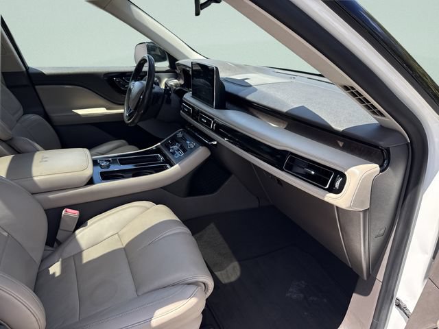 Used 2020 Lincoln Aviator Reserve w/ Equipment Group 202A AWD/4WD image 19
