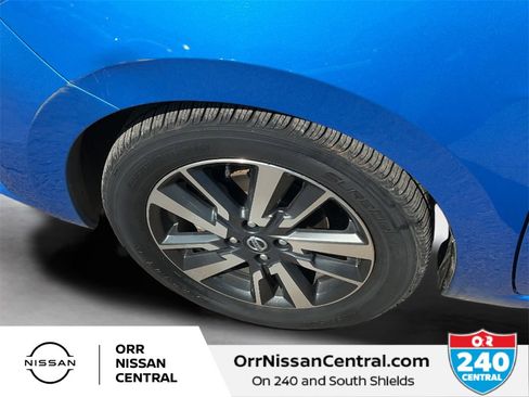 Used 2021 Nissan Versa SV image 9