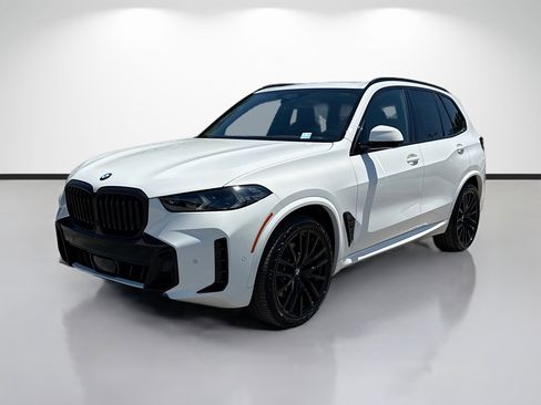 New 2026 BMW X5 xDrive40i w/ M Sport Package AWD/4WD image 7