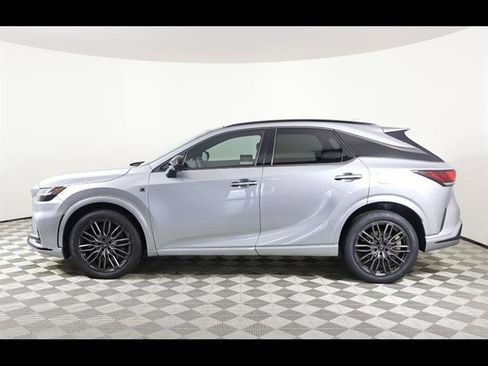 Certified 2023 Lexus RX 500h F Sport AWD/4WD image 3