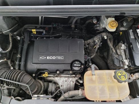 Used 2017 Chevrolet Trax LS image 30