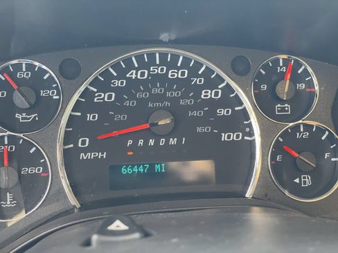 Used 2022 Chevrolet Express 3500 w/ Power Convenience Package RWD image 13