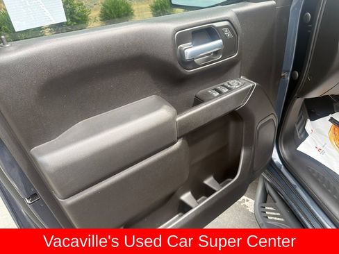 Used 2020 Chevrolet Silverado 1500 Custom w/ Custom Value Package AWD/4WD image 10
