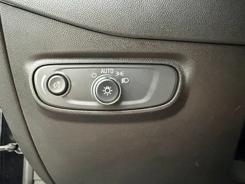 Used 2022 Chevrolet Equinox RS w/ LPO, Floor Liner Package AWD/4WD image 23