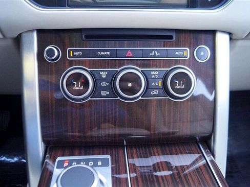 Used 2016 Land Rover Range Rover HSE image 20
