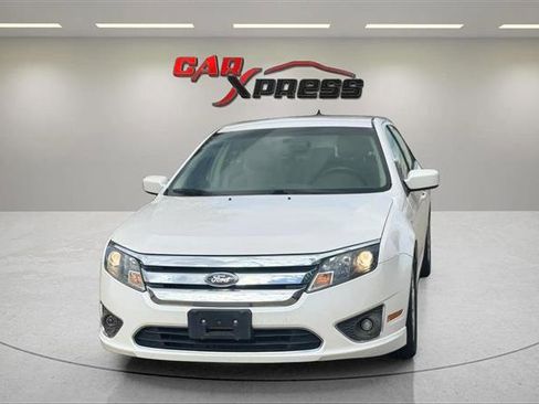 Used 2011 Ford Fusion Hybrid image 2