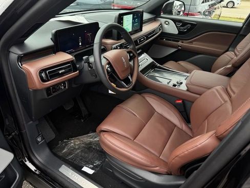 New 2026 Lincoln Aviator Reserve AWD/4WD image 17