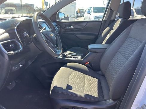 Used 2018 Chevrolet Equinox LT image 15