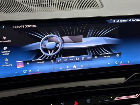 Used 2026 BMW 530i w/ Premium Package image 26