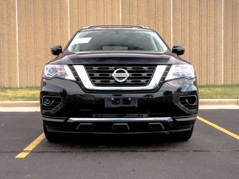 Used 2020 Nissan Pathfinder S AWD/4WD image 3