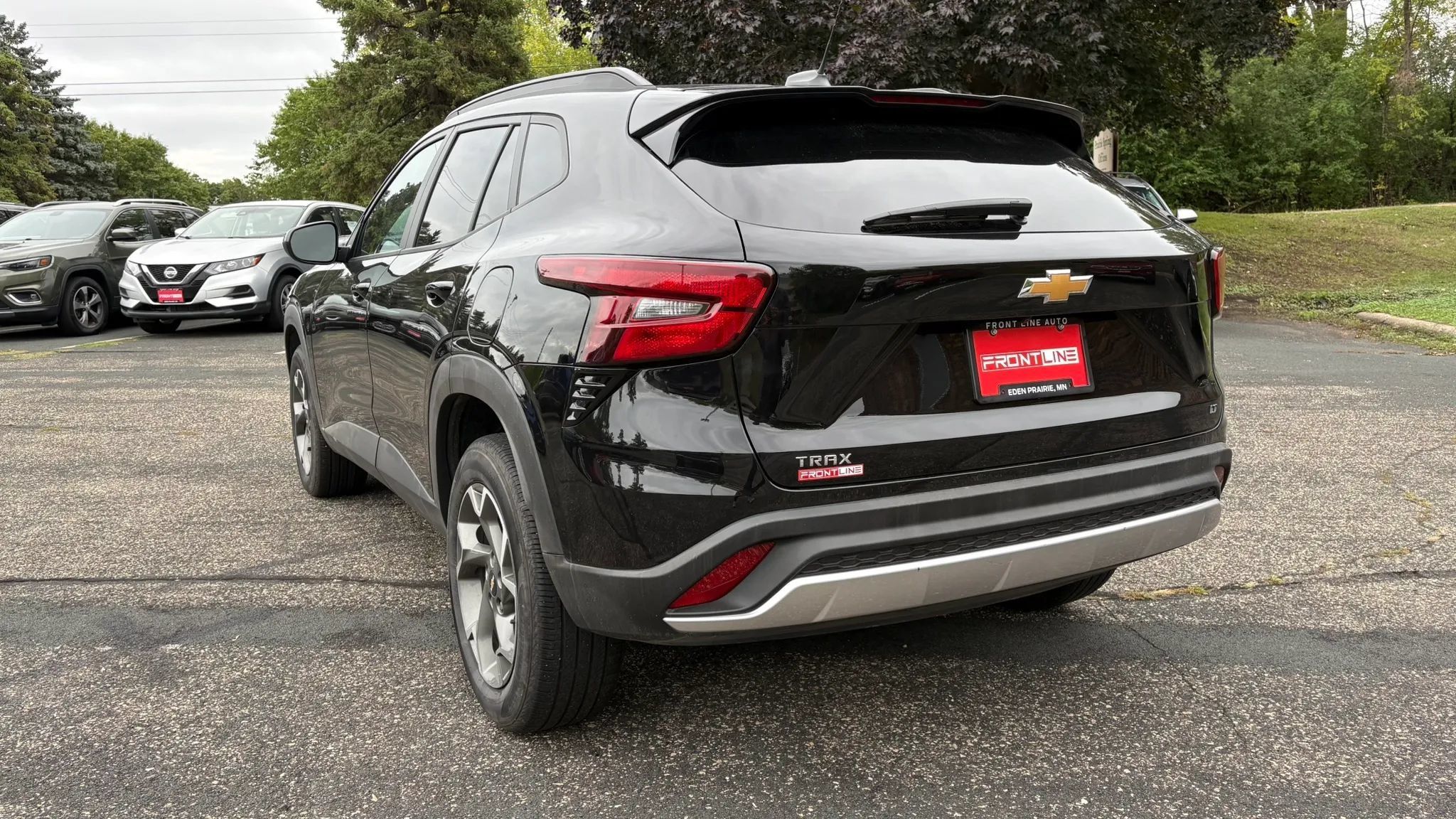 Used 2025 Chevrolet Trax LT w/ LT Convenience Package FWD image 7