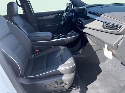 New 2026 Buick Enclave Sport Touring w/ Super Cruise Package image 4