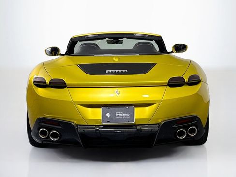 Certified 2024 Ferrari Roma Spider RWD image 8