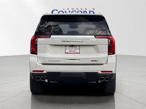 New 2026 GMC Yukon XL Denali w/ Sun & Power Step Package image 5