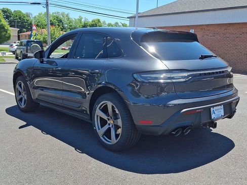 Used 2023 Porsche Macan AWD/4WD image 4