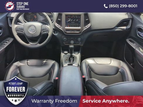 Used 2022 Jeep Cherokee Trailhawk w/ Sound & Nav Group AWD/4WD image 15