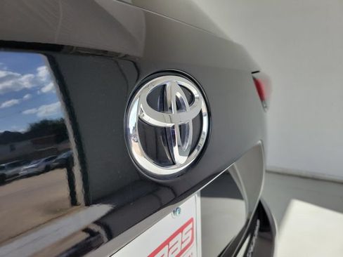 Used 2026 Toyota Highlander XLE AWD/4WD image 10