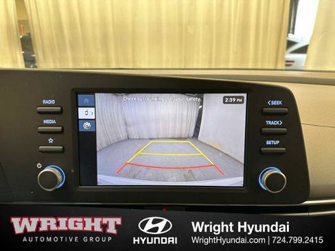 Used 2025 Hyundai Elantra Sport FWD image 23