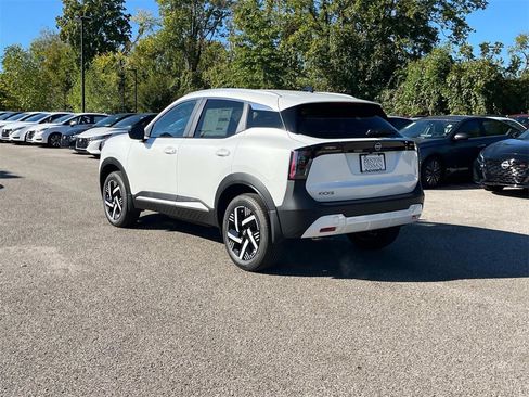 New 2026 Nissan Kicks SV image 7