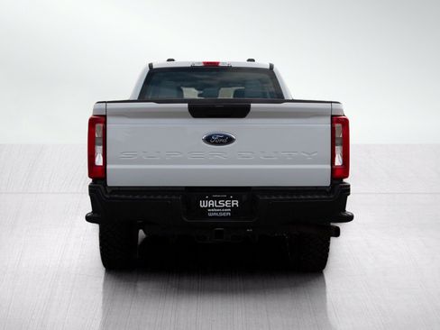 Used 2023 Ford F250 XL w/ XL Off-Road Package AWD/4WD image 4