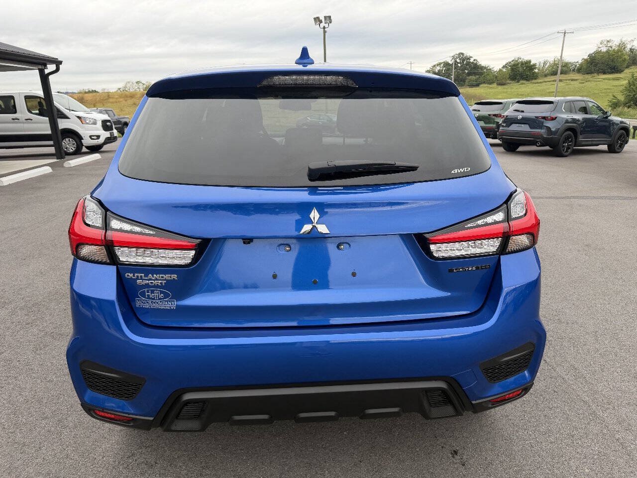 Used 2026 Mitsubishi Outlander Sport ES AWD/4WD image 5