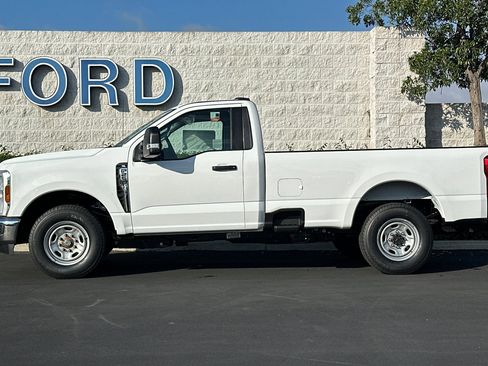 New 2026 Ford F250 XL w/ XL Chrome Package image 7