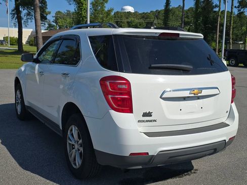 Used 2017 Chevrolet Equinox LT w/ Convenience Package FWD image 5