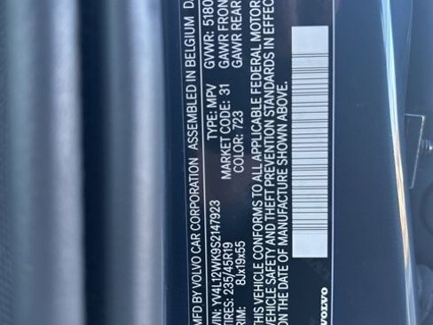 Used 2025 Volvo V60 B5 Cross Country Plus image 28