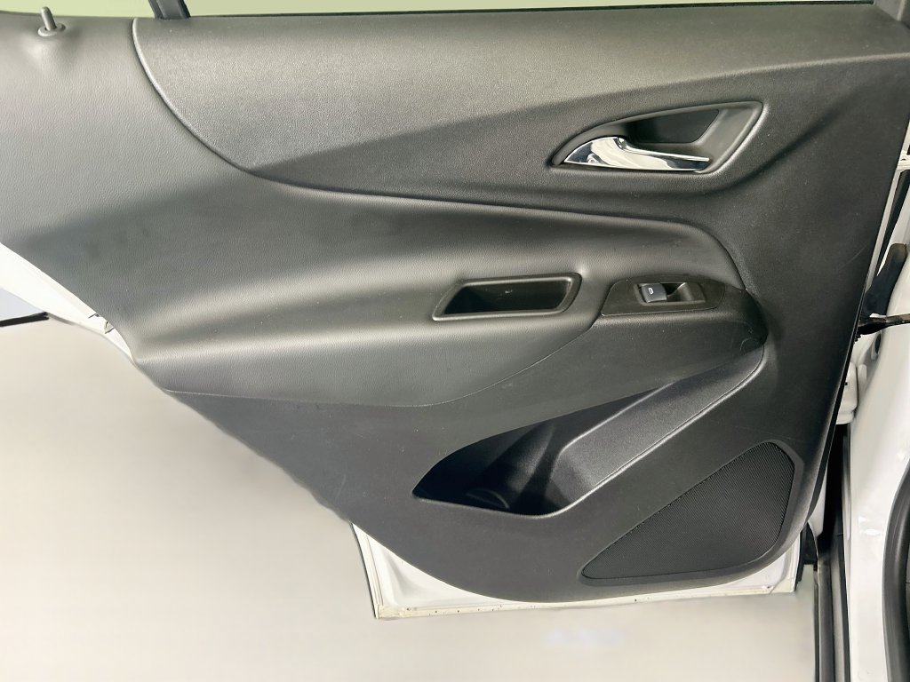 Used 2024 Chevrolet Equinox LT AWD/4WD image 24