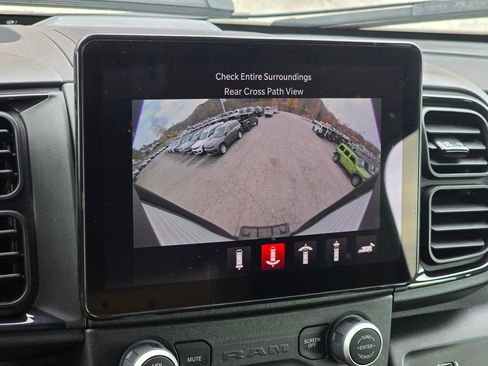 Used 2024 RAM ProMaster 3500 w/ Delivery Van Package image 11