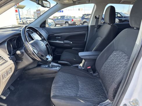 Used 2021 Mitsubishi Outlander Sport SE image 26