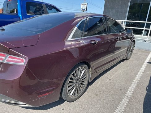 Used 2013 Lincoln MKZ image 2