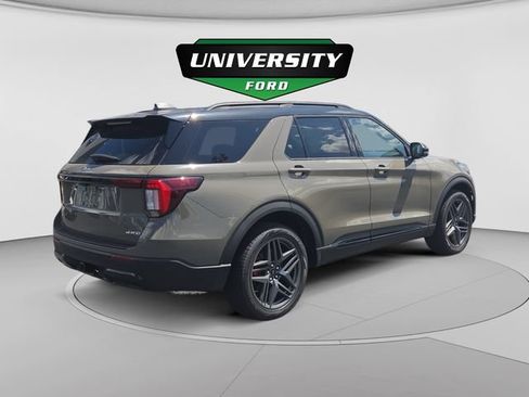 New 2026 Ford Explorer ST-Line w/ ST-Line Street Pack AWD/4WD image 3