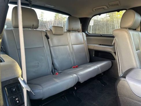 Used 2016 Toyota Sequoia Platinum AWD/4WD image 14