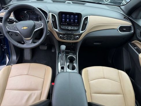Used 2023 Chevrolet Equinox Premier image 18