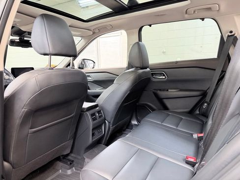 Used 2021 Nissan Rogue SL AWD/4WD image 19