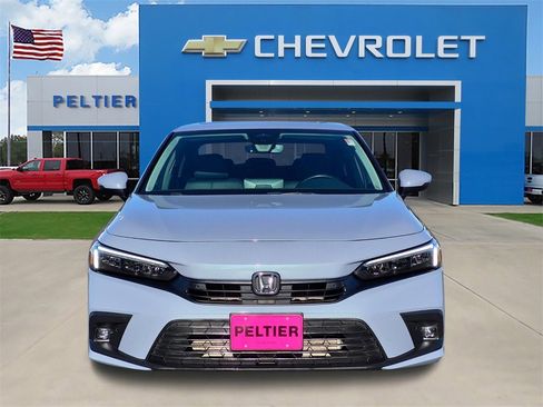 Used 2024 Honda Civic Touring image 2