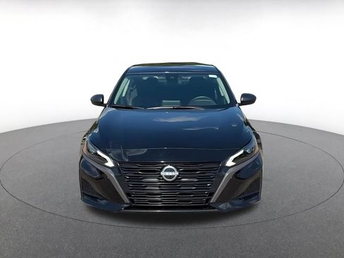 Used 2026 Nissan Altima 2.5 SV FWD image 4