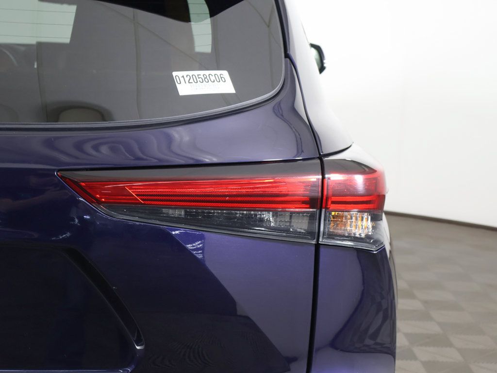 Used 2023 Toyota Highlander Platinum AWD/4WD image 19