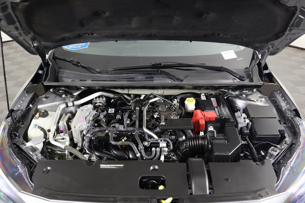 Used 2025 Nissan Sentra SR FWD image 15